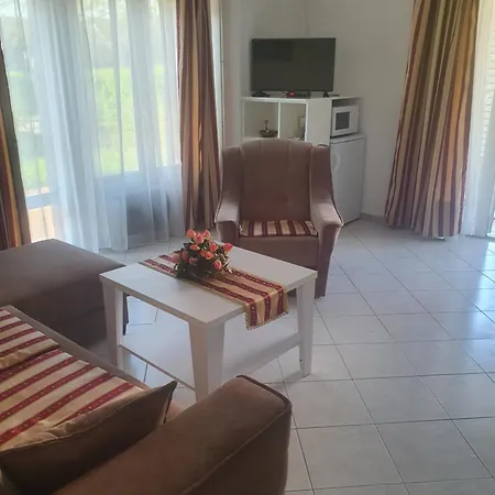 Apartamento Edit